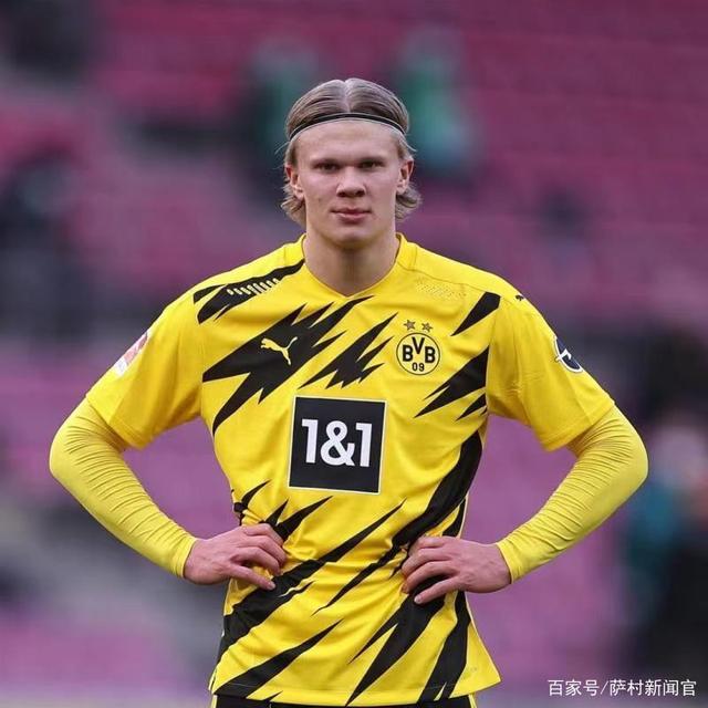 TES让二追三 3-2 击败FPX，蝉联德杯冠军奖杯